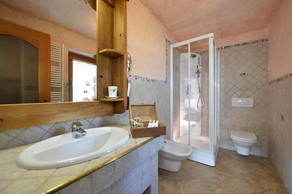 Affittacamere De Charme Jour Et Nuit トルニョン 部屋 写真