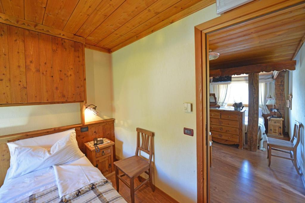 Affittacamere De Charme Jour Et Nuit トルニョン 部屋 写真